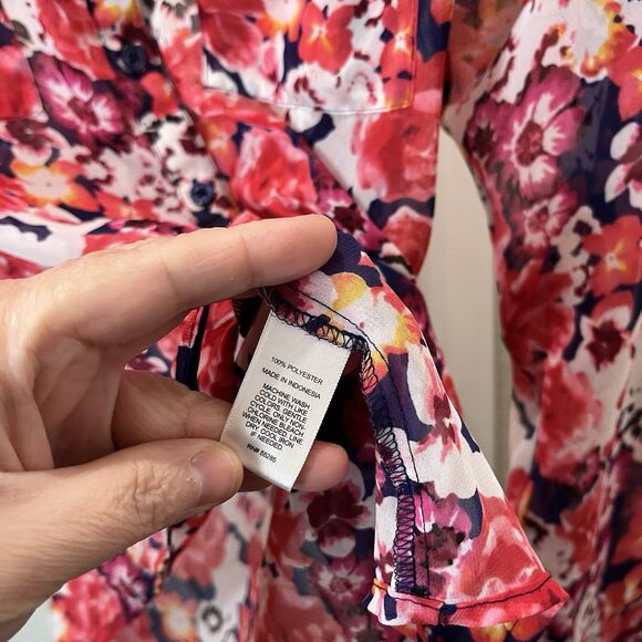 Express The Portofino Shirt Pink Floral Button Up Roll Tab Top Womens Size S - Picture 5 of 9